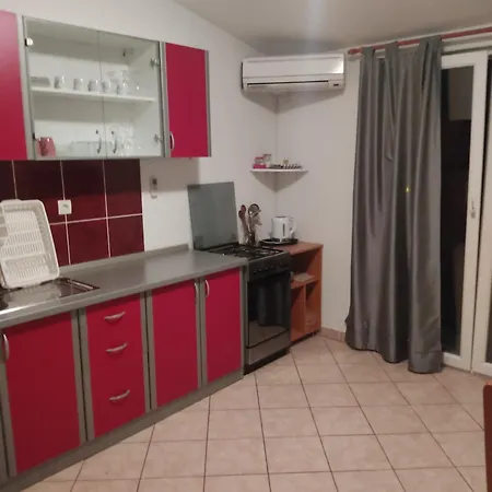 Jakovljevic Apartman Grebastica