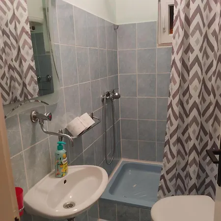 Jakovljevic Apartman Grebastica